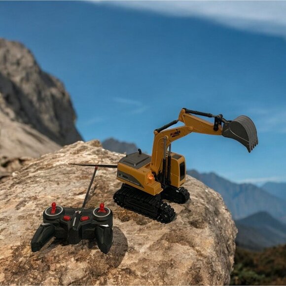 Remote Control Excavator Toy Working Arm Tracks Power Construction Yellow Black - Picture 1 of 12